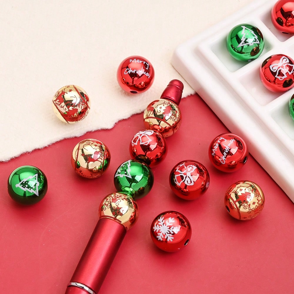 Golden Laser-Engraved Christmas Round Focal Beads, 10pcs